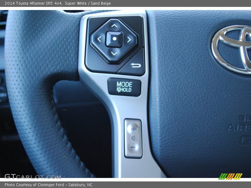Super White / Sand Beige 2014 Toyota 4Runner SR5 4x4