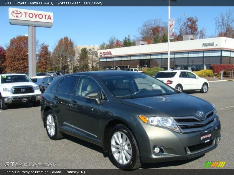 Cypress Green Pearl / Ivory 2013 Toyota Venza LE AWD