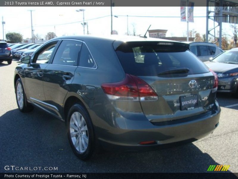 Cypress Green Pearl / Ivory 2013 Toyota Venza LE AWD