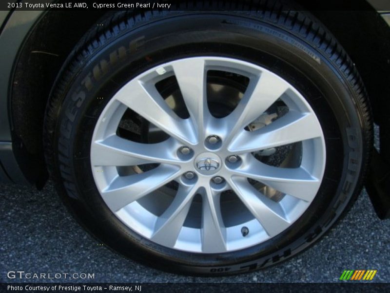 Cypress Green Pearl / Ivory 2013 Toyota Venza LE AWD
