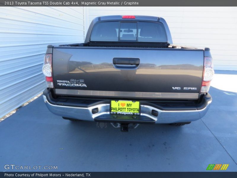 Magnetic Gray Metallic / Graphite 2013 Toyota Tacoma TSS Double Cab 4x4