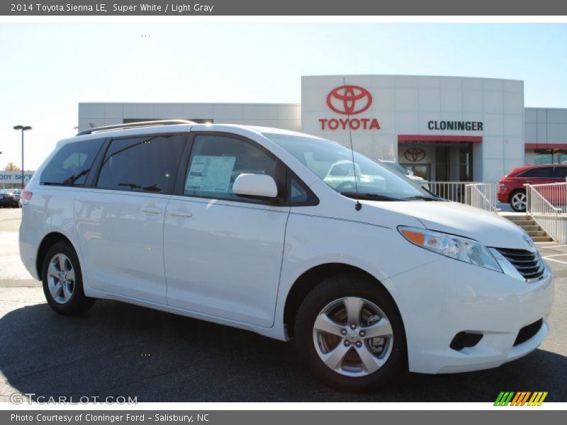 Super White / Light Gray 2014 Toyota Sienna LE