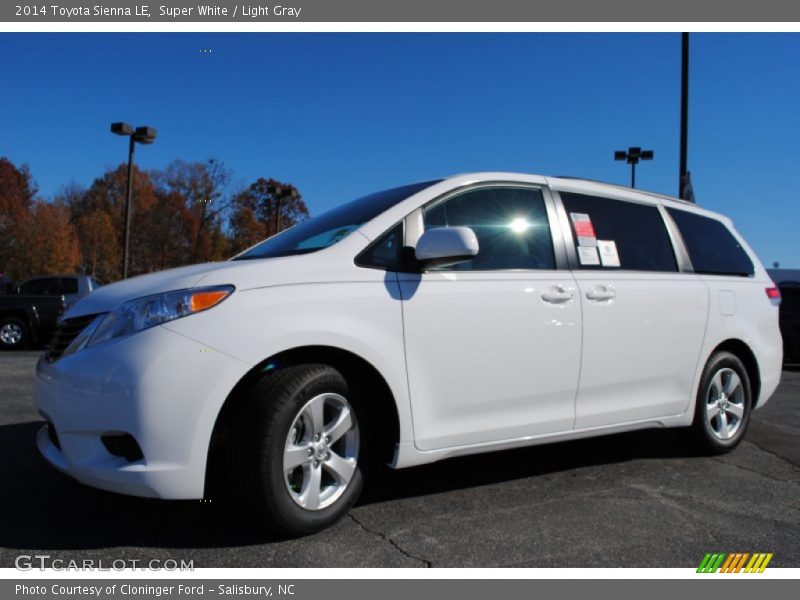 Super White / Light Gray 2014 Toyota Sienna LE