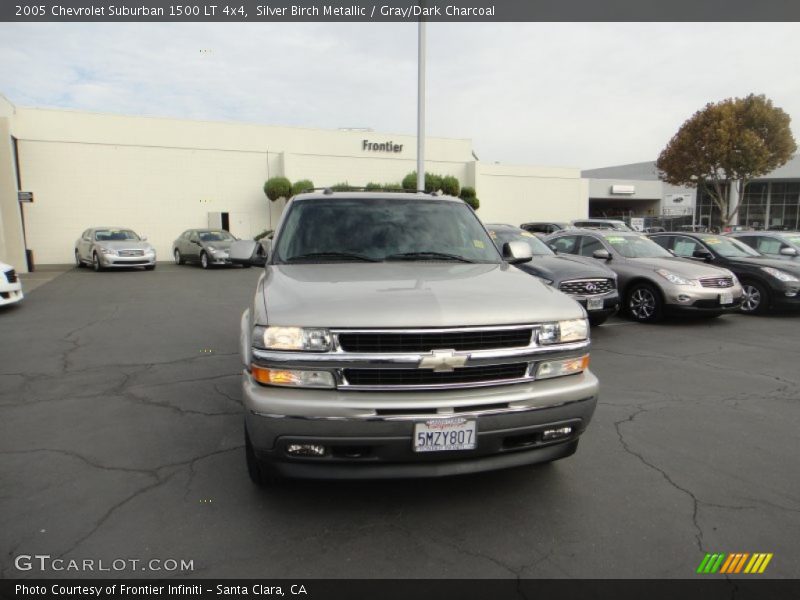Silver Birch Metallic / Gray/Dark Charcoal 2005 Chevrolet Suburban 1500 LT 4x4