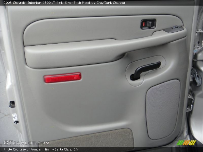 Silver Birch Metallic / Gray/Dark Charcoal 2005 Chevrolet Suburban 1500 LT 4x4