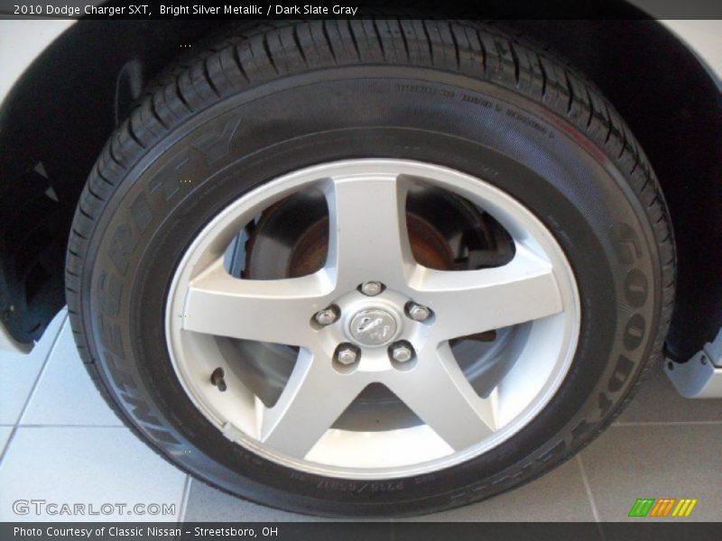 Bright Silver Metallic / Dark Slate Gray 2010 Dodge Charger SXT
