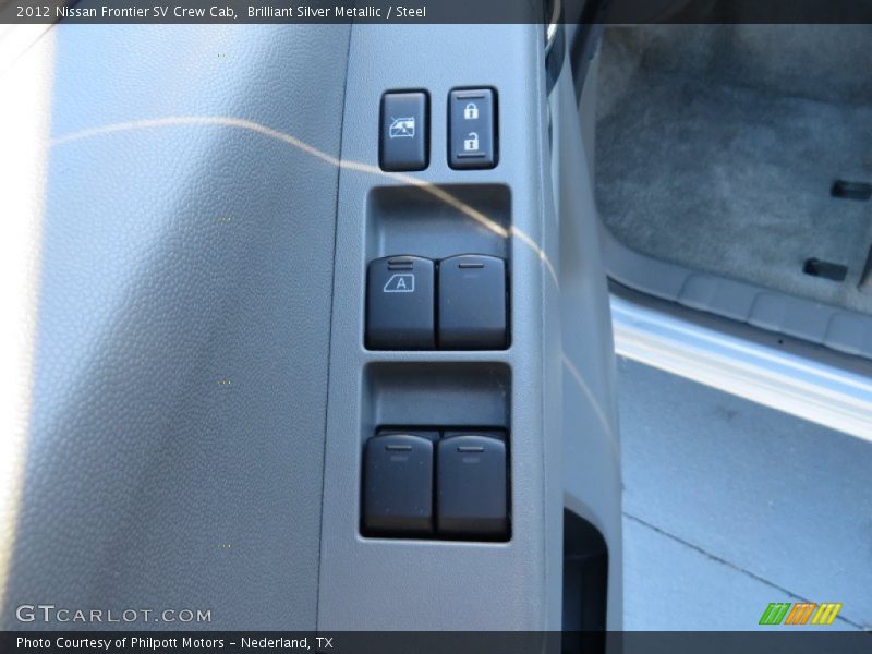Brilliant Silver Metallic / Steel 2012 Nissan Frontier SV Crew Cab