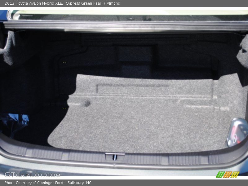 Cypress Green Pearl / Almond 2013 Toyota Avalon Hybrid XLE