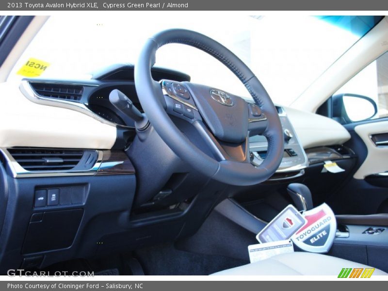 Cypress Green Pearl / Almond 2013 Toyota Avalon Hybrid XLE