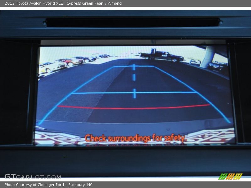 Cypress Green Pearl / Almond 2013 Toyota Avalon Hybrid XLE