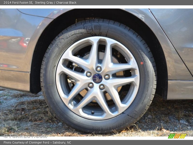  2014 Fusion SE Wheel