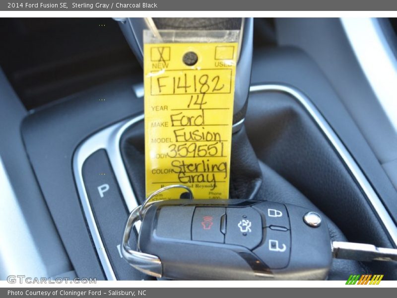 Sterling Gray / Charcoal Black 2014 Ford Fusion SE
