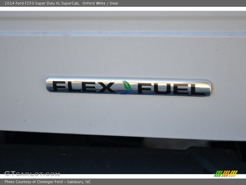 Oxford White / Steel 2014 Ford F250 Super Duty XL SuperCab