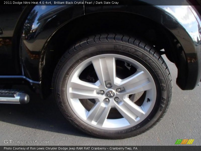 Brilliant Black Crystal Pearl / Dark Slate Gray 2011 Dodge Nitro Heat 4.0 4x4
