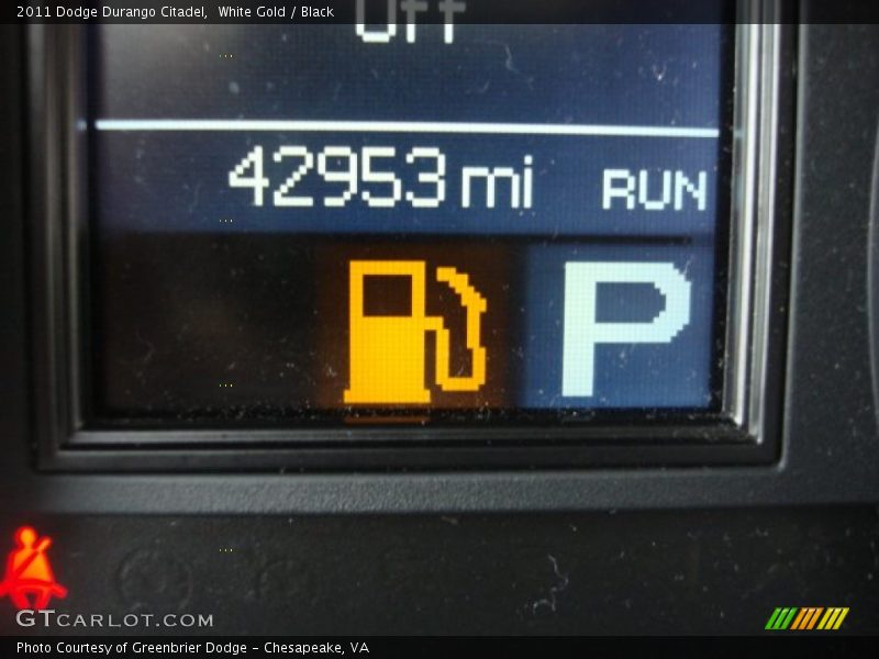 White Gold / Black 2011 Dodge Durango Citadel