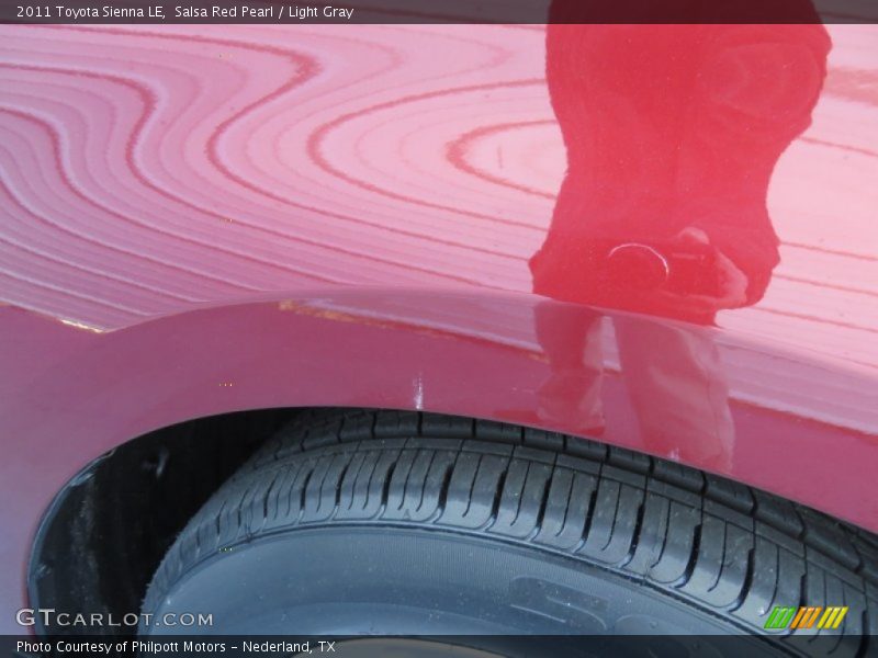 Salsa Red Pearl / Light Gray 2011 Toyota Sienna LE