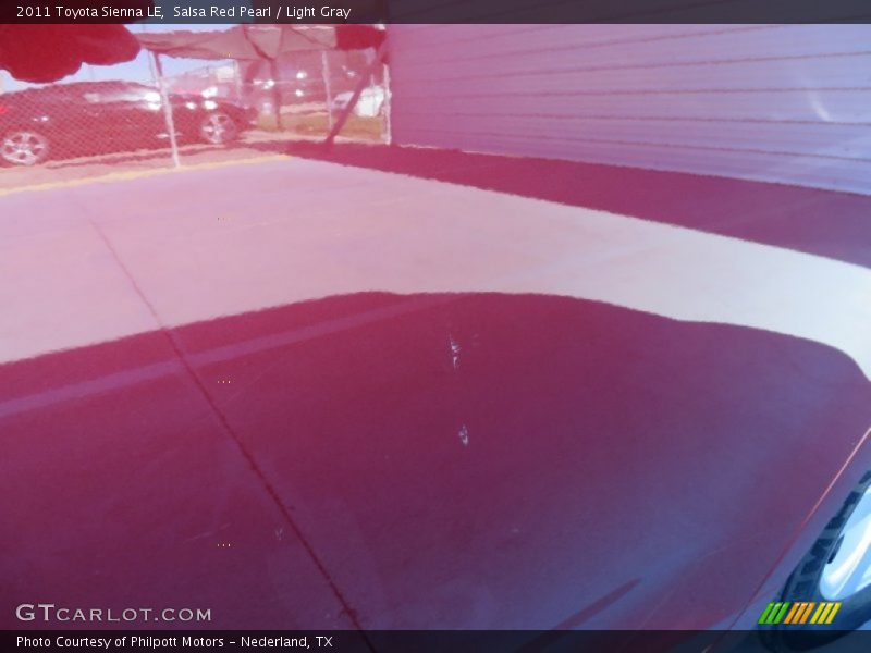 Salsa Red Pearl / Light Gray 2011 Toyota Sienna LE