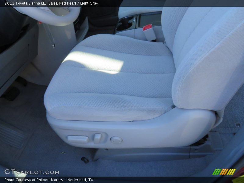 Salsa Red Pearl / Light Gray 2011 Toyota Sienna LE