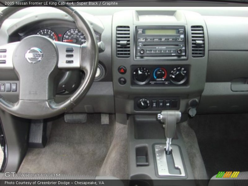 Super Black / Graphite 2005 Nissan Frontier LE King Cab 4x4