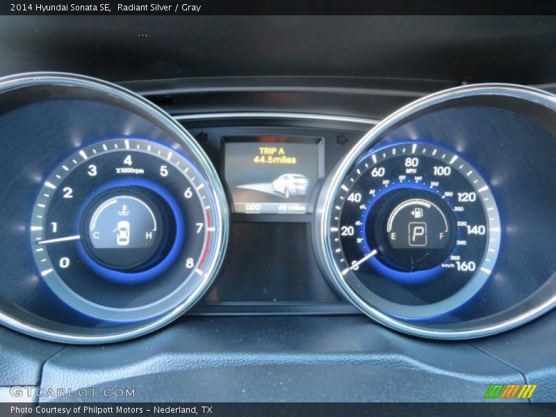 Radiant Silver / Gray 2014 Hyundai Sonata SE