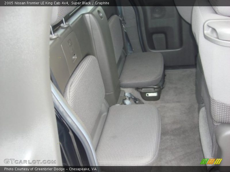 Super Black / Graphite 2005 Nissan Frontier LE King Cab 4x4
