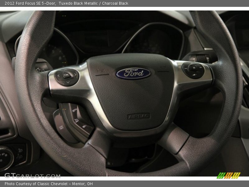Tuxedo Black Metallic / Charcoal Black 2012 Ford Focus SE 5-Door