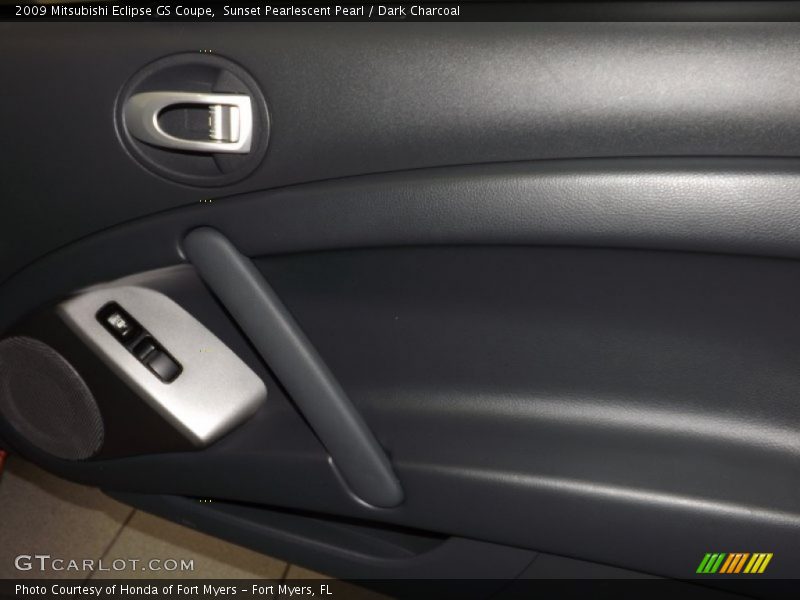 Sunset Pearlescent Pearl / Dark Charcoal 2009 Mitsubishi Eclipse GS Coupe