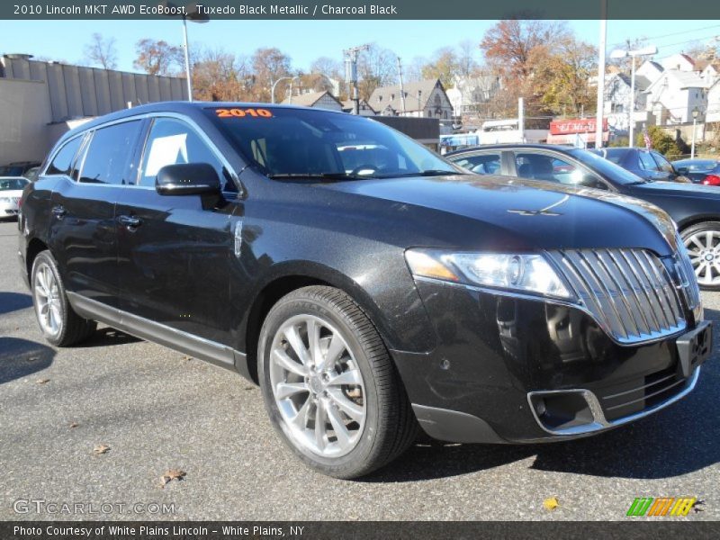 Tuxedo Black Metallic / Charcoal Black 2010 Lincoln MKT AWD EcoBoost