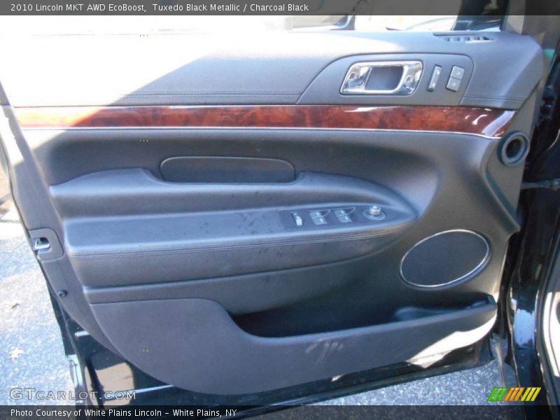 Tuxedo Black Metallic / Charcoal Black 2010 Lincoln MKT AWD EcoBoost