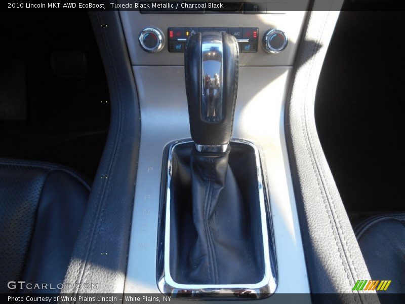 Tuxedo Black Metallic / Charcoal Black 2010 Lincoln MKT AWD EcoBoost