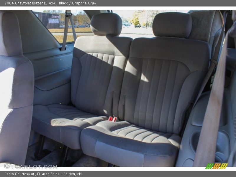 Black / Graphite Gray 2004 Chevrolet Blazer LS 4x4