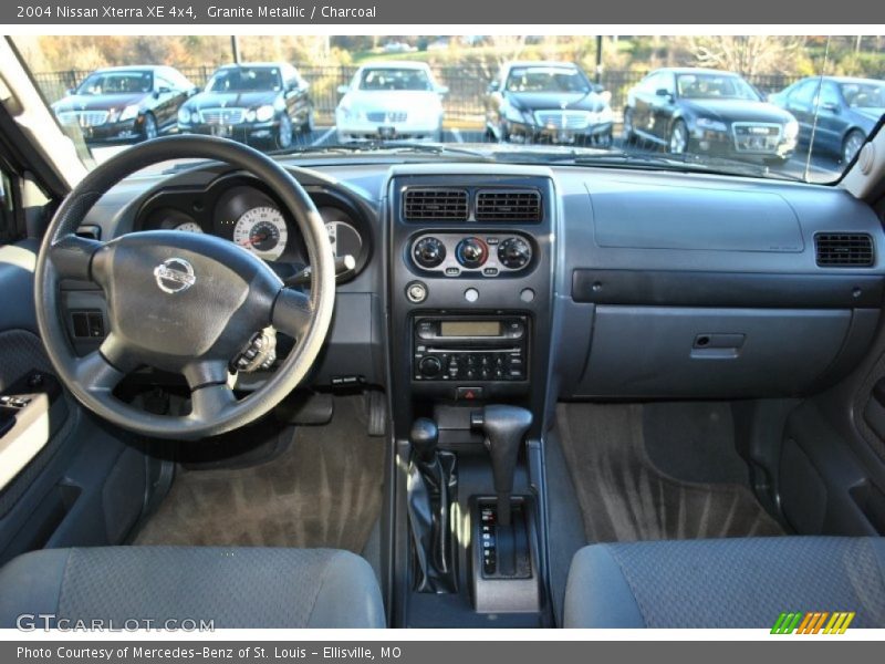 Granite Metallic / Charcoal 2004 Nissan Xterra XE 4x4