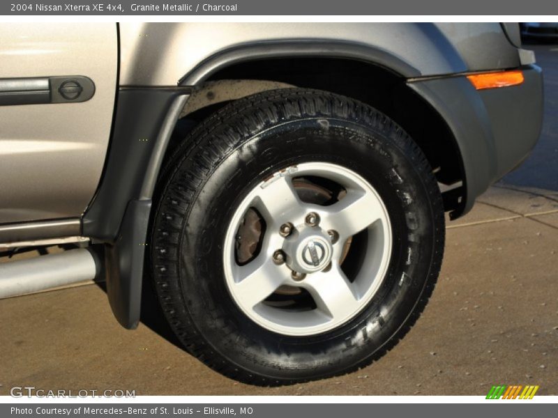 Granite Metallic / Charcoal 2004 Nissan Xterra XE 4x4