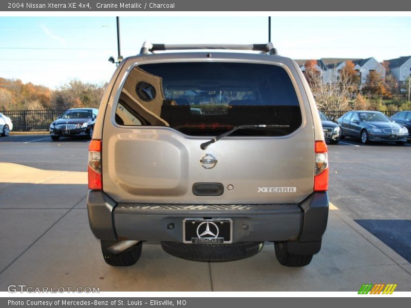 Granite Metallic / Charcoal 2004 Nissan Xterra XE 4x4