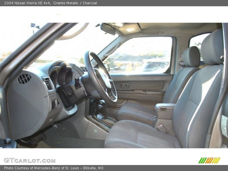 Granite Metallic / Charcoal 2004 Nissan Xterra XE 4x4