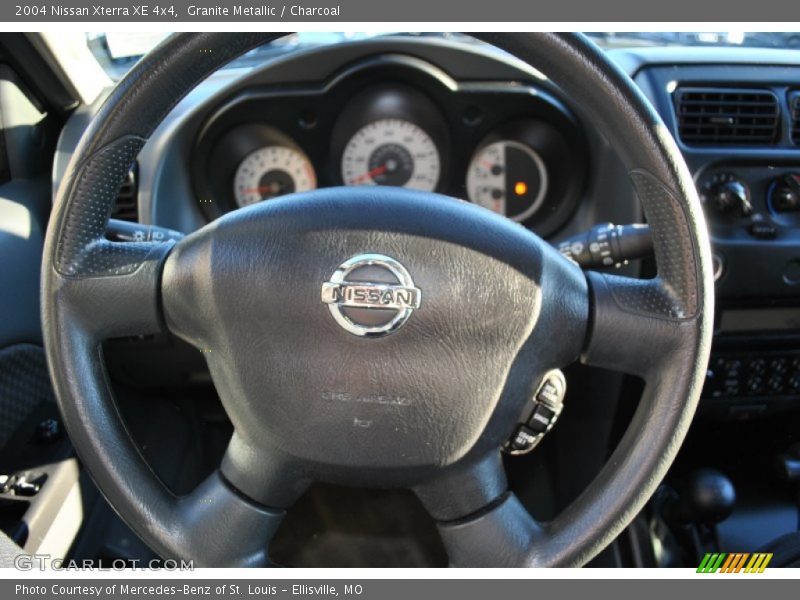 Granite Metallic / Charcoal 2004 Nissan Xterra XE 4x4