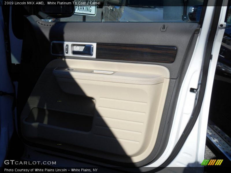 White Platinum Tri Coat / Camel 2009 Lincoln MKX AWD