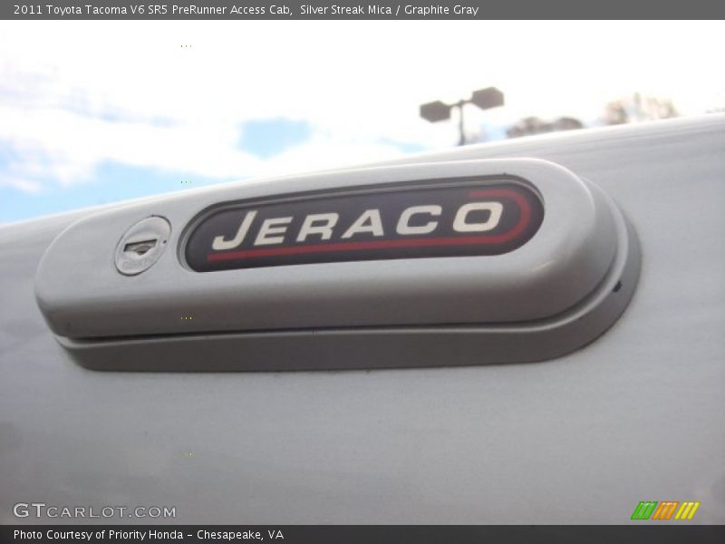 Silver Streak Mica / Graphite Gray 2011 Toyota Tacoma V6 SR5 PreRunner Access Cab