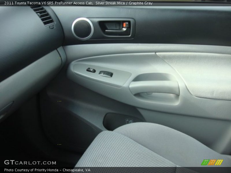 Silver Streak Mica / Graphite Gray 2011 Toyota Tacoma V6 SR5 PreRunner Access Cab