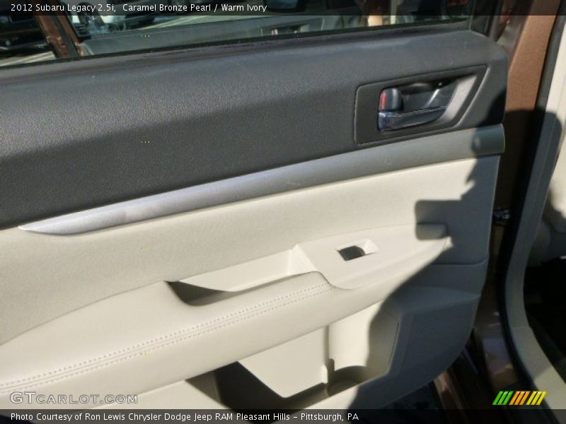Caramel Bronze Pearl / Warm Ivory 2012 Subaru Legacy 2.5i