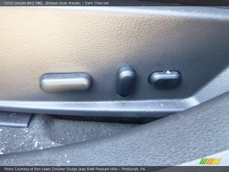 Brilliant Silver Metallic / Dark Charcoal 2010 Lincoln MKZ FWD