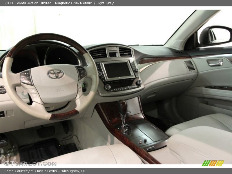 Magnetic Gray Metallic / Light Gray 2011 Toyota Avalon Limited