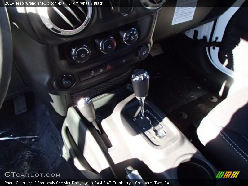 Bright White / Black 2014 Jeep Wrangler Rubicon 4x4