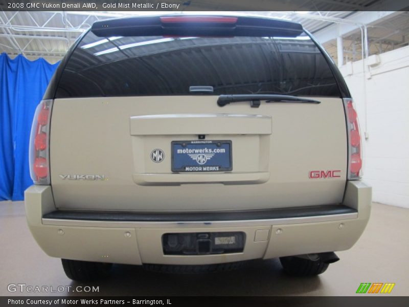 Gold Mist Metallic / Ebony 2008 GMC Yukon Denali AWD