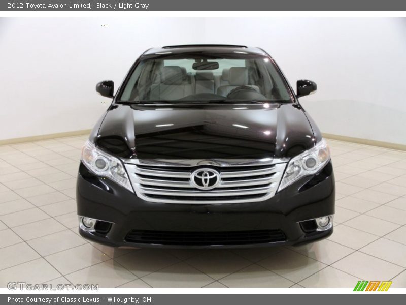 Black / Light Gray 2012 Toyota Avalon Limited