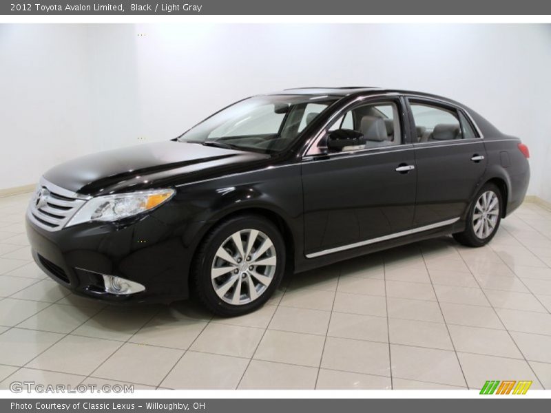 Black / Light Gray 2012 Toyota Avalon Limited
