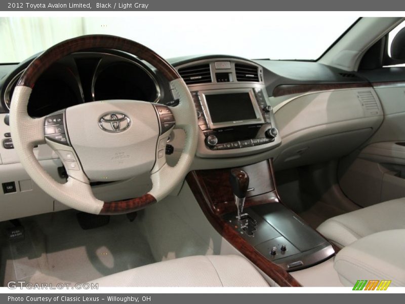Black / Light Gray 2012 Toyota Avalon Limited
