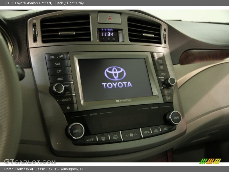 Black / Light Gray 2012 Toyota Avalon Limited