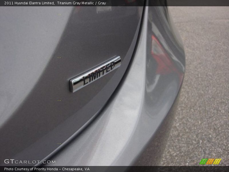 Titanium Gray Metallic / Gray 2011 Hyundai Elantra Limited