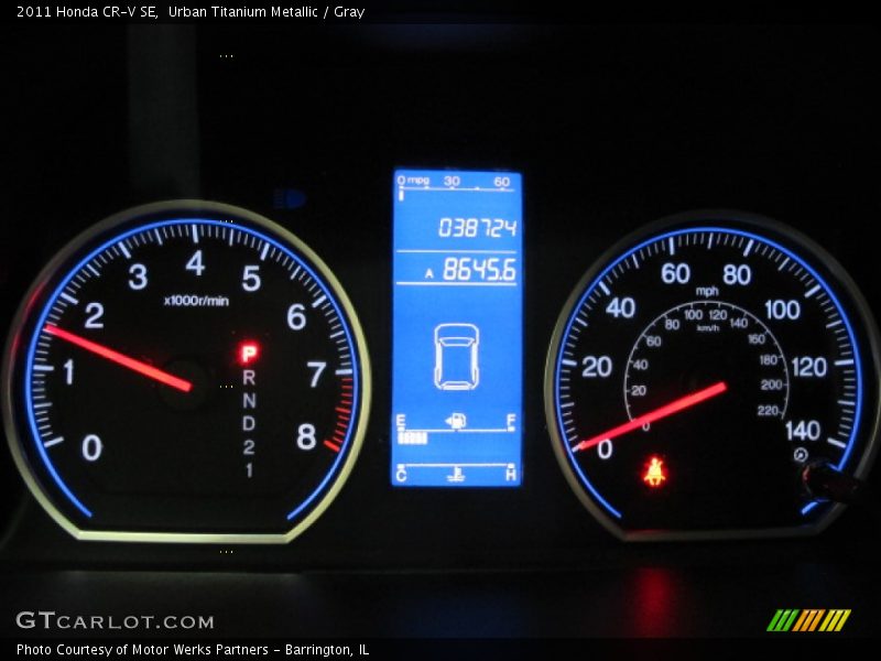 Urban Titanium Metallic / Gray 2011 Honda CR-V SE